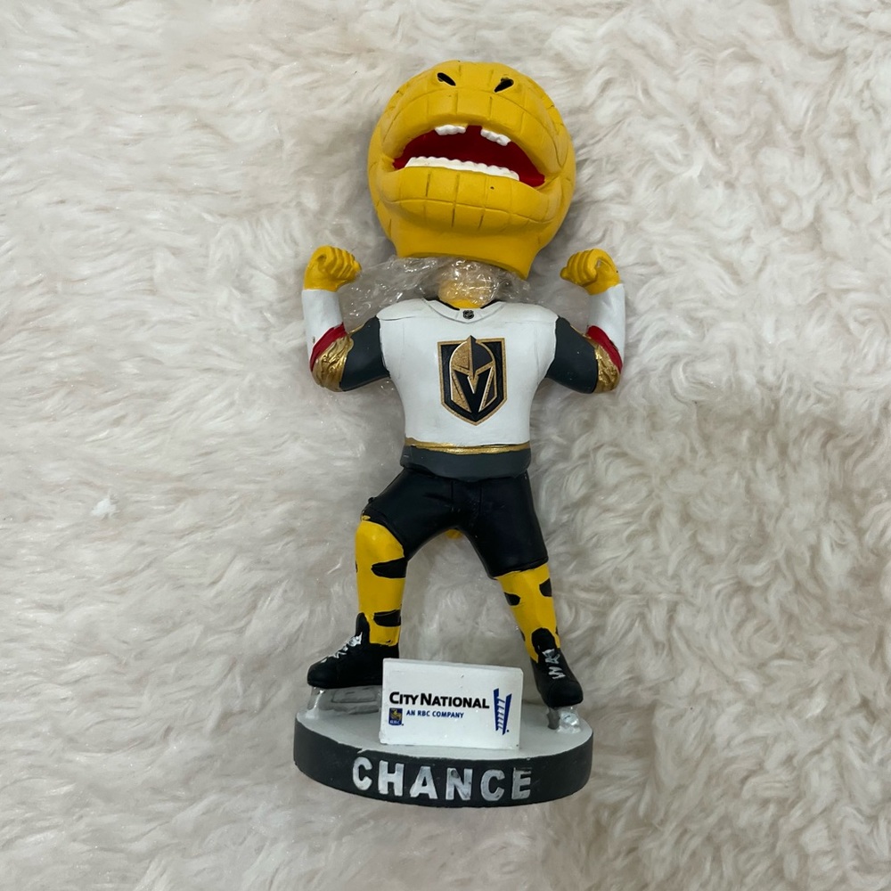 LAS VEGAS GOLDEN KNIGHTS CHANCE BOBBLEHEAD SGA MASCOT 2018 INAUGURAL SEASON - Picture 4 of 8